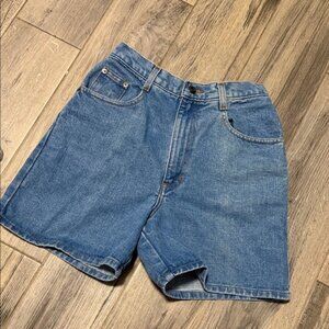 BASIC 955 Denim Shorts - Light Blue Wash